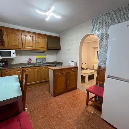 En El Centro De 2 Hab. Y 2 Banos. Apartment
