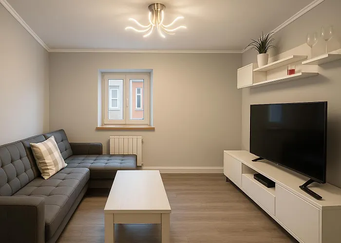 En El Centro De 2 Hab. Y 2 Banos.